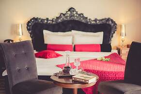 Paroraia boutique rooms