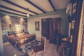 Paroraia boutique rooms