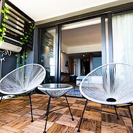 Yi Shu Jing Pin Holiday Hotel