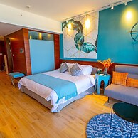 Yi Shu Jing Pin Holiday Hotel