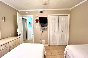 Sea Breeze 211 2 Bedroom Condo by RedAwning