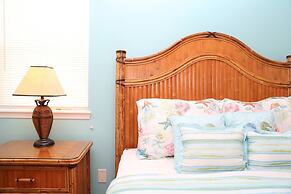 Sea Breeze 211 2 Bedroom Condo by RedAwning