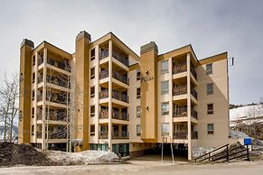 3br Sleeps 9! Walk To Slopes & Mountain View 3 Bedroom Condo - No Clea