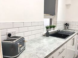 Victory Luxury Hot Tub House