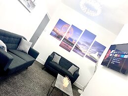 Victory Luxury Hot Tub House