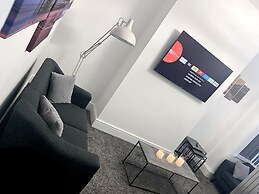 Victory Luxury Hot Tub House