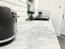 Victory Luxury Hot Tub House