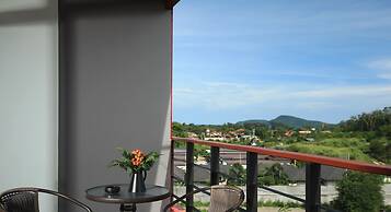 Nai Harn Condominium