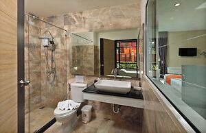 Nai Harn Condominium