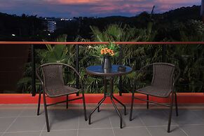 Nai Harn Condominium