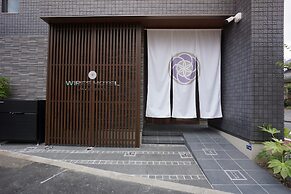 WIRES HOTEL James zaka