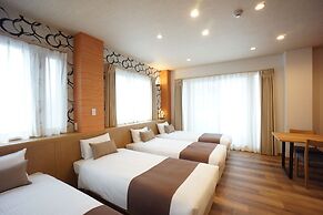 WIRES HOTEL James zaka