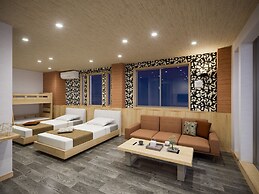 WIRES HOTEL James zaka