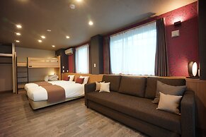 WIRES HOTEL James zaka