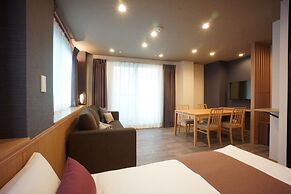 WIRES HOTEL James zaka