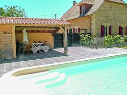 Luxury Villa With Swimming Pool
