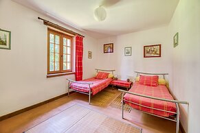 Quaint Holiday Home in Ferce