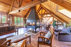 Quaint Holiday Home in Ferce