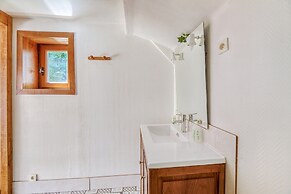 Quaint Holiday Home in Ferce