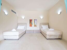 Beautiful Villa Near Sea in Peloponnese