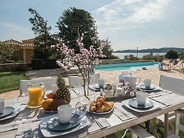 Luxurious Villa in Peloponnese With Pool