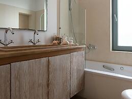 Luxurious Villa in Peloponnese With Pool