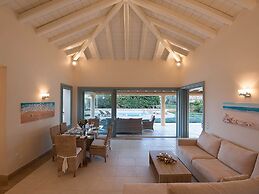 Luxurious Villa in Peloponnese With Pool