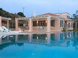 Villa in Peloponnese With Pool