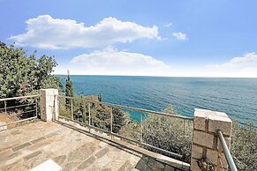 Outstanding Villas in Pera Melana near Kissakas Beach