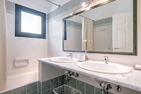 Coastal Villa Near Pristine Kissakas Beach