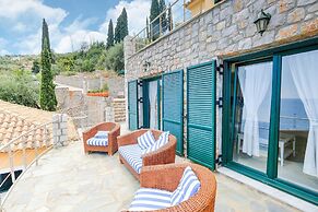 Coastal Villa Near Pristine Kissakas Beach