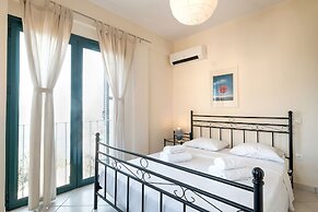 Coastal Villa Near Pristine Kissakas Beach