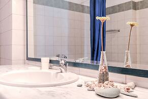 Spacious Villa near Sea in Pera Melana