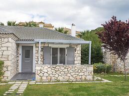 Welcoming Villa near Sea in Agrilia