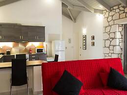 Welcoming Villa near Sea in Agrilia