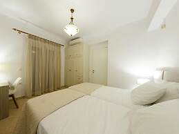 Grand Villa on top of a Hill With Private Pool