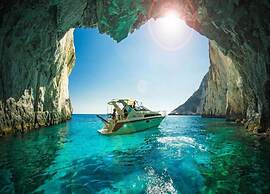 Villa in Zakynthos With Private Pool & Views
