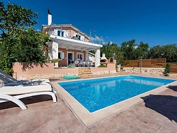 Beautiful House Near Zakynthos Town