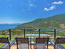 Modern Villa With Private Pool in Sivota