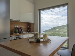 Modern Villa With Private Pool in Sivota