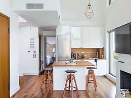 Modern Villa With Private Pool in Sivota