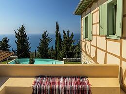 Charming, Warm Vacation Home, Private Pool, Privacy and Seaview, West 