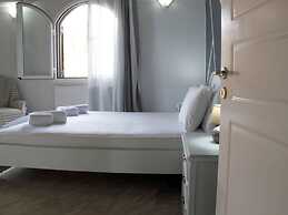 Spacious Villa on Sea in Corfu