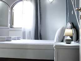 Spacious Villa on Sea in Corfu