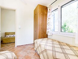 Spacious Apartment in Paleokastrites