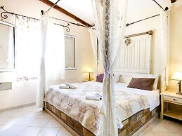 Spacious Apartment in Paleokastrites