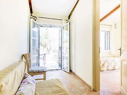 Spacious Apartment in Paleokastrites