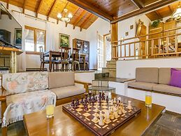 Villa With Outdoor Terrace and Pool