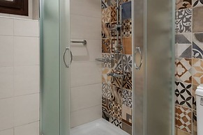 New Beautiful Complex With Villas and App, Big Pool, Sea Views, SW Cre