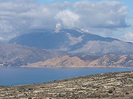 New Beautiful Complex With Villas and App, Big Pool, Sea Views, SW Cre